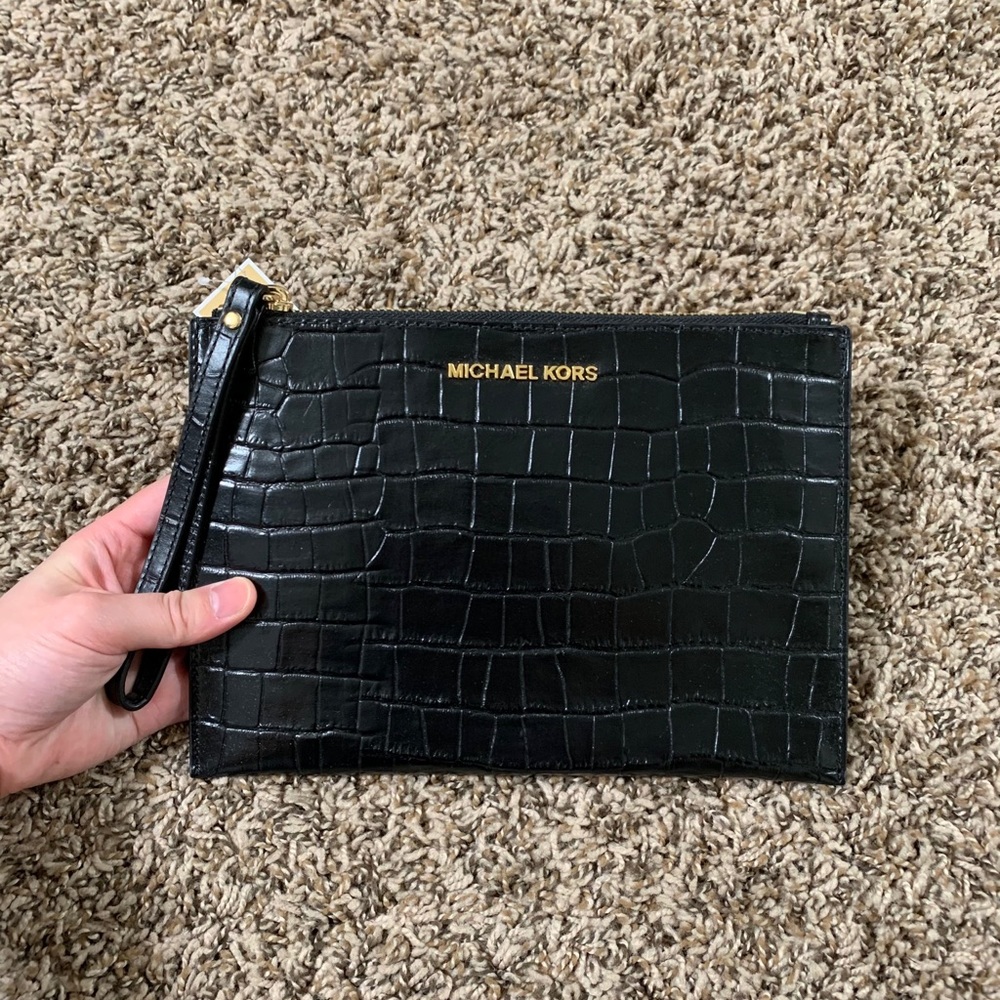 MK pouch